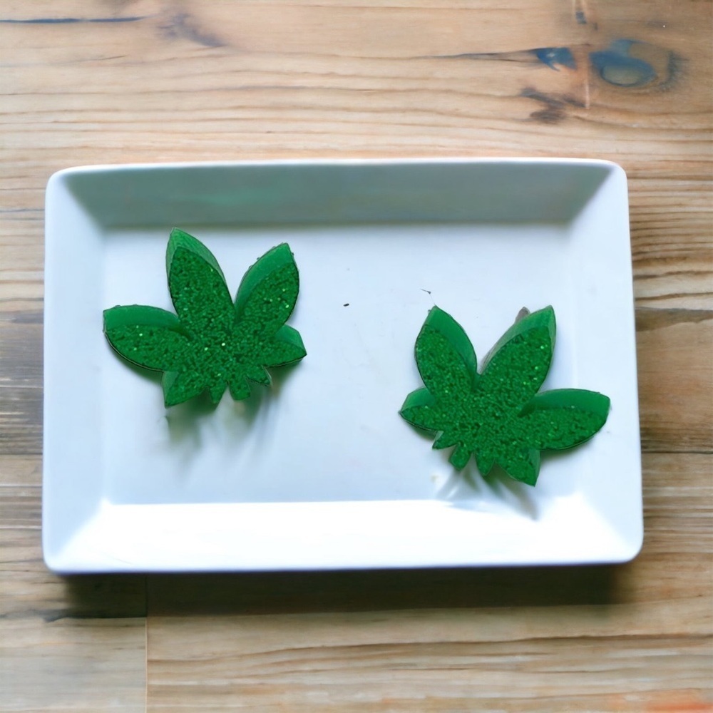 Handmade Cannabis Leaf Stud Earrings - Unique Weed Accessory! 🌿 Maple Leaf Studs